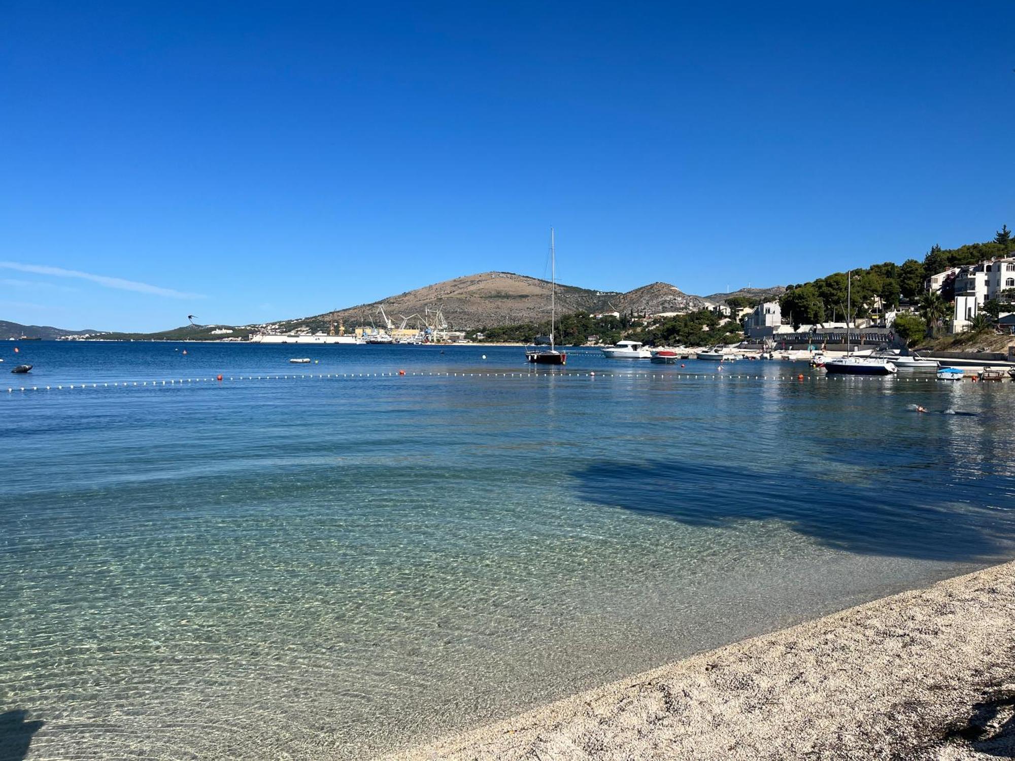 Apartments Villa Mirella 20 M From The Sea - Free Parking Trogir Exterior foto