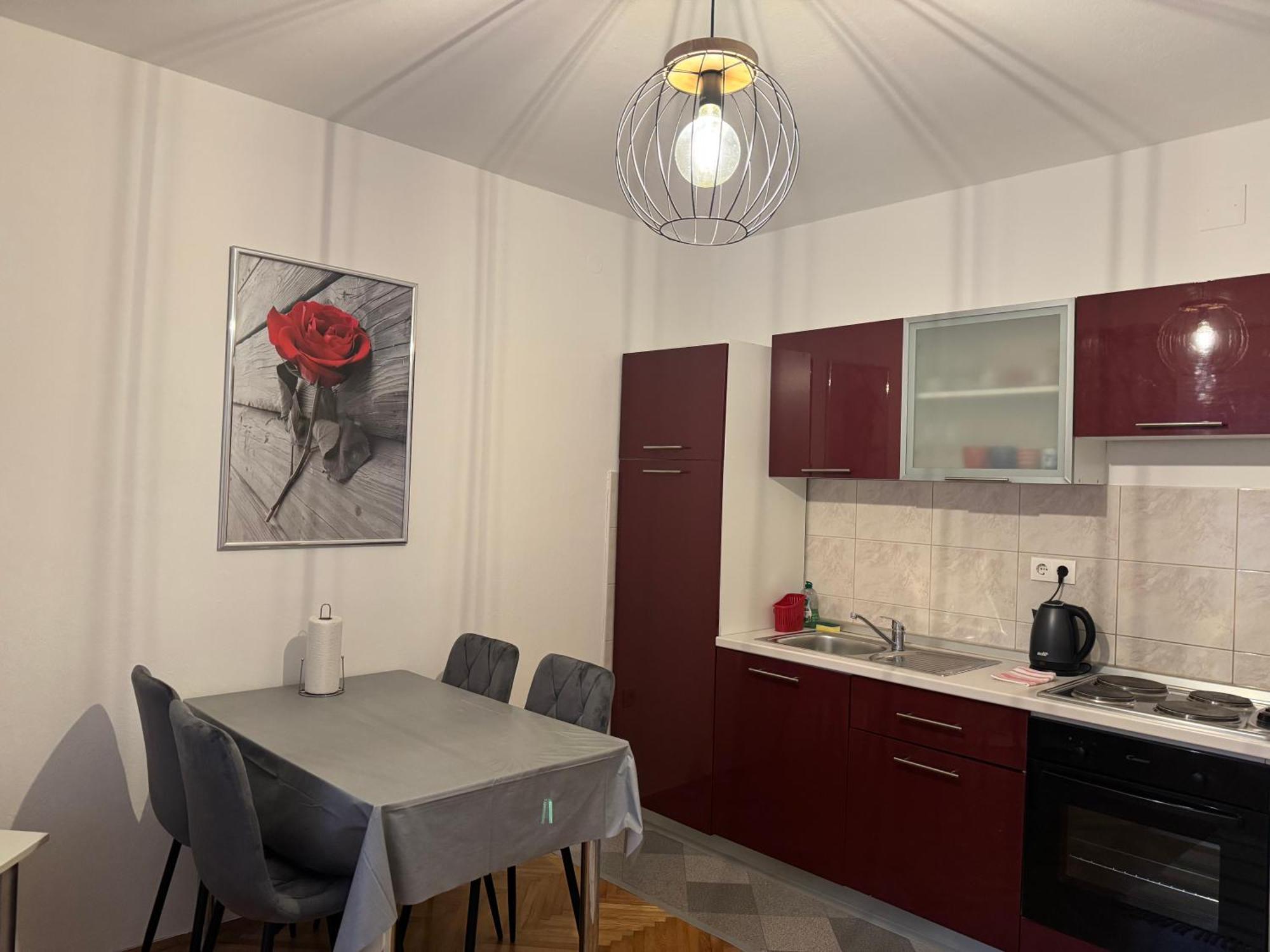 Apartments Villa Mirella 20 M From The Sea - Free Parking Trogir Exterior foto